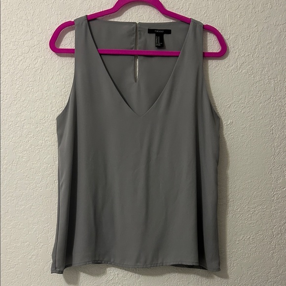 Forever 21 Women’s Gray V-Neck Sleeveless Blouse M - Picture 1 of 8